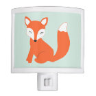 Créature somnolente de région boisée de boîte de