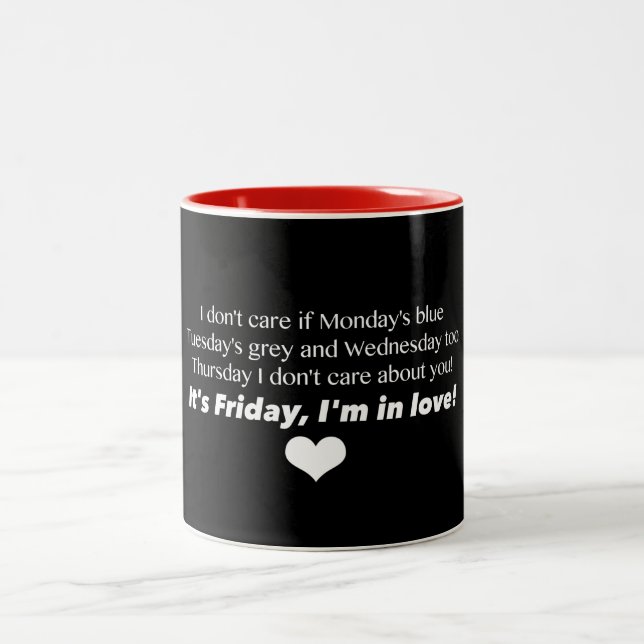 Vendredi je suis dans l'amour ! Tasse (Centre)