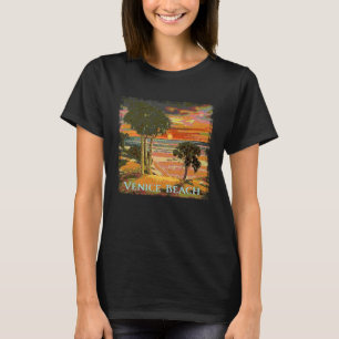 Venice Beach CA Sunset Palm Tree Beach Retro Vinta T-Shirt