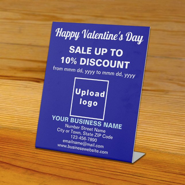 Vente de Saint-Valentin sur le panneau Pedestal Bl (Business Valentine sale on blue pedestal sign. Signage to attract more customers.)