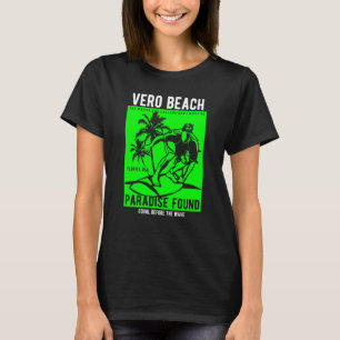 Vero Beach Florida Retro Style Souvenir  1 T-Shirt