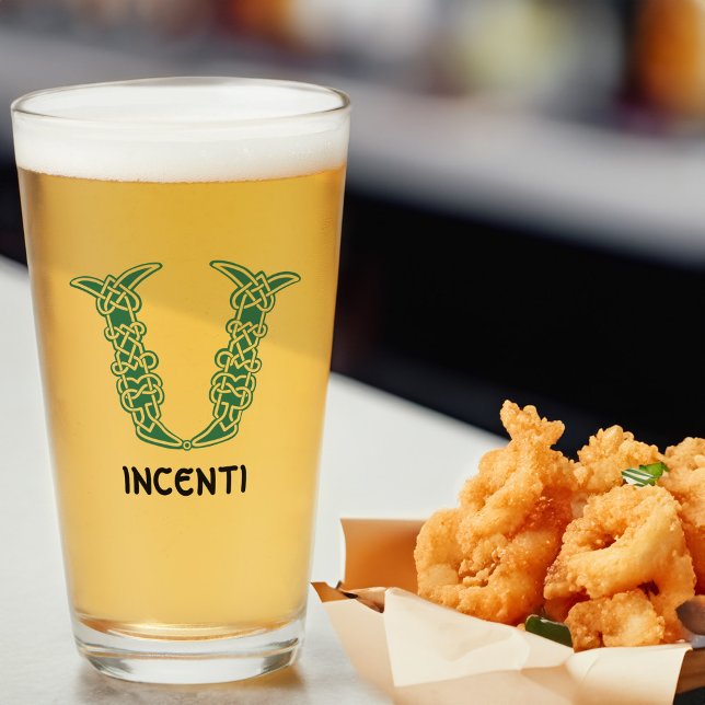 Verre 16e siècle Celtic Knot Capitale décorative V (Créateur téléchargé)