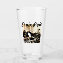 VERRE À BIÈRE ERNIE PYLE RENVERSÉ