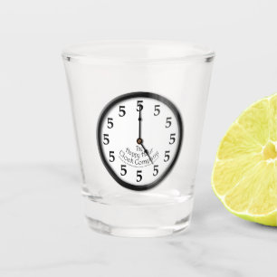 Verre A Shot 5 heures sont heure heureuse