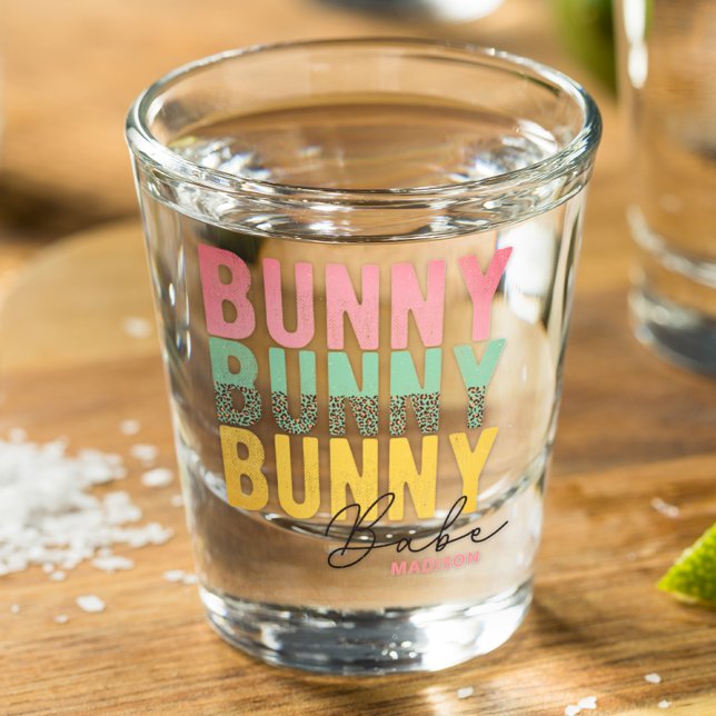 Verre A Shot Bunny Babe mignonne Fille moderne Pâques personnal (Créateur téléchargé)