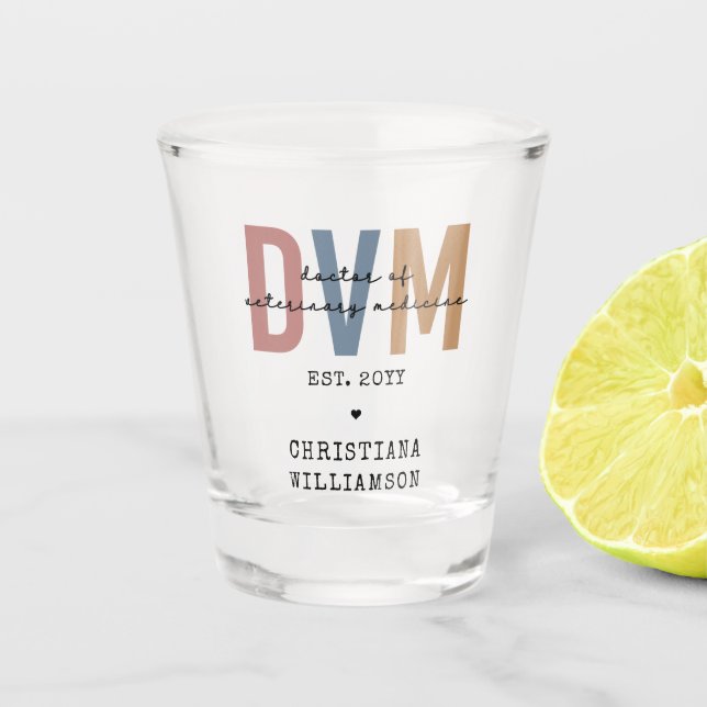 Verre A Shot DVM personnalisé Docteur en médecine vétérinaire C (Devant)