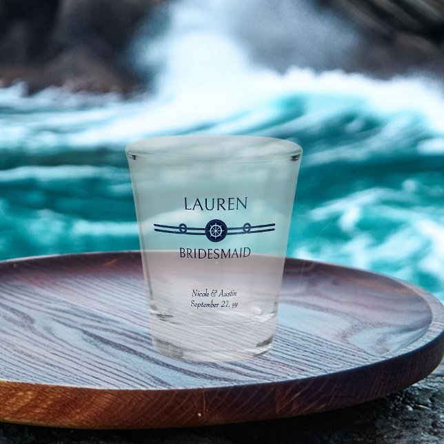 Verre A Shot Femme de chambre de la Mariage de marine (Nautical wedding bridesmaid gift - or personalize for anyone in your wedding party)