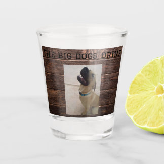 Verre A Shot Les gros chiens boivent