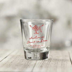 Verre A Shot Main Whimsical tiré Bachelorette rouge