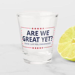 Verre A Shot Sommes-Nous Encore Grands ? Je Me Sens Embarrassé