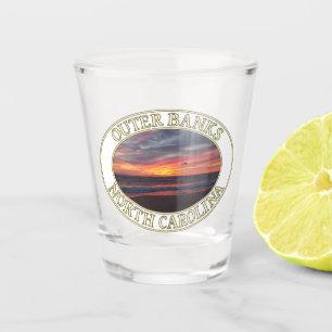 Verre A Shot Sunrise des banques externes à Kitty Hawk, Carolin