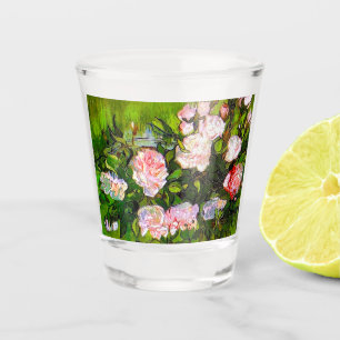 Verre A Shot Van Gogh Vie morte avec des roses roses roses