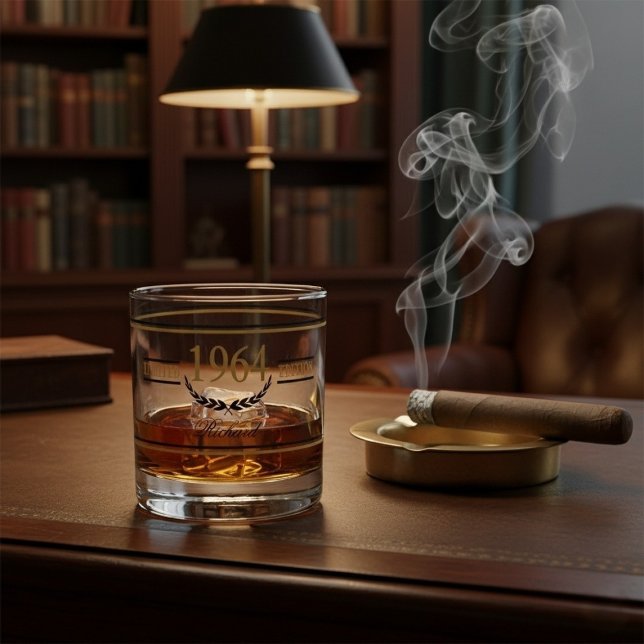 Verre À Whisky Anniversaire Personnalisé De L'Âge À La Perfection (Aged To Perfection Personalized Birthday Whiskey Glass)
