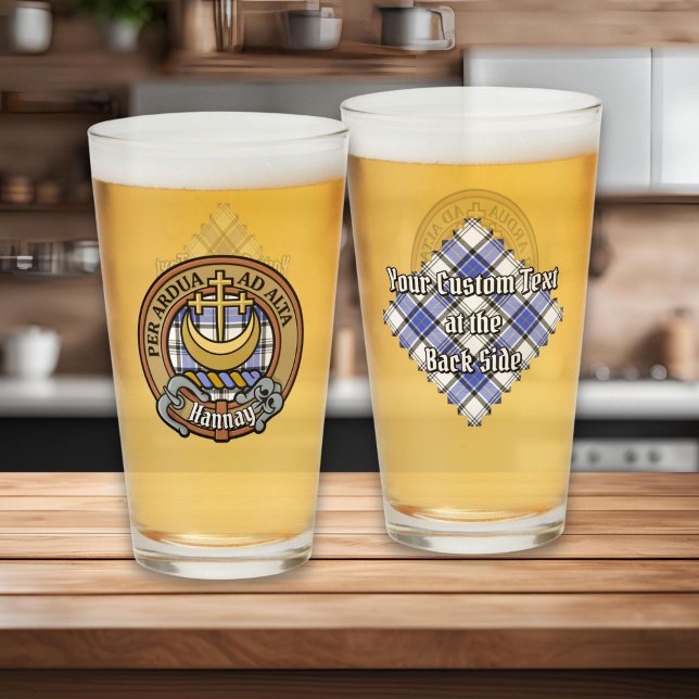 Verre Clan Hannay Crest sur Tartan (Créateur téléchargé)