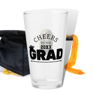 Verre Classe de Cheers à la Grad
