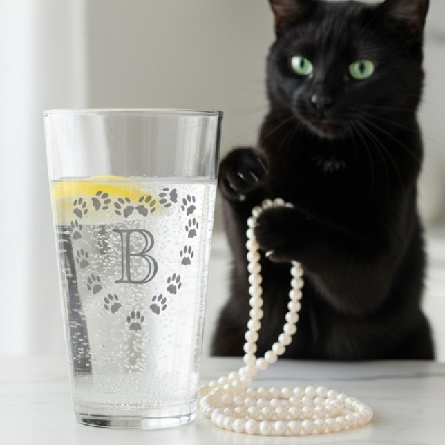 Verre Coeur Empreinte de patte pour animaux de compagnie (This elegant glass features a paw print heart and your initial.)