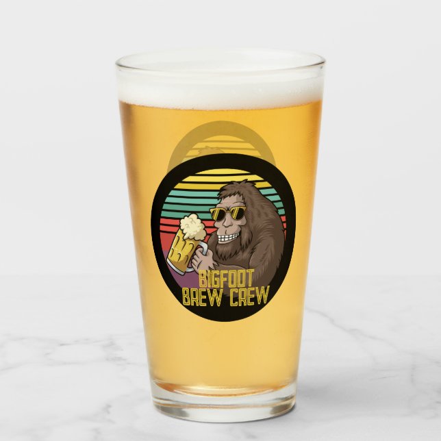 Verre de bière de l'équipage de brasse Bigfoot (Devant (rempli))