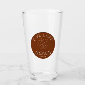 Verre de brasserie à cinq feuilles