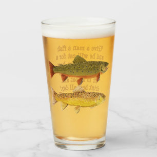 Verre de pinte de pêche à la truite