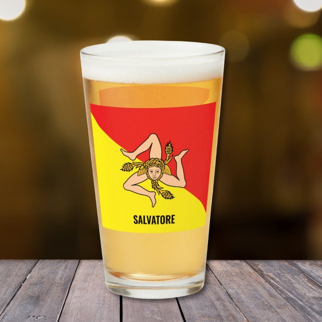 Verre Drapeau de la bière sicilienne (Flag of Sicily Trinacria
Personalized Glass Tumbler)