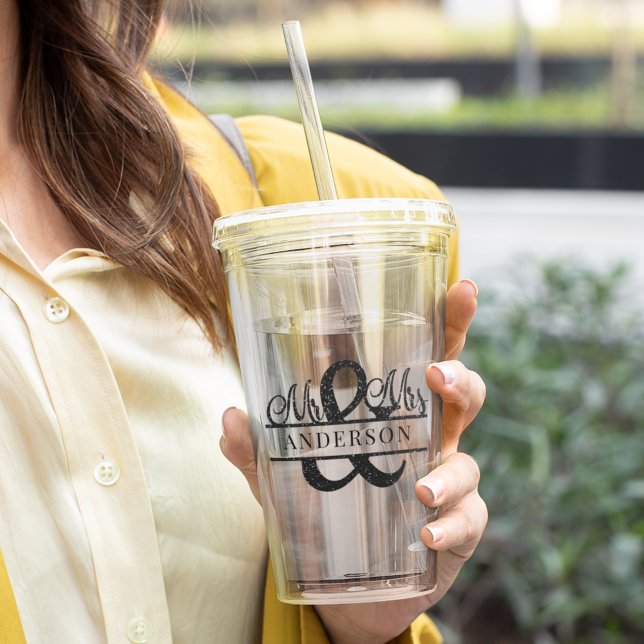 Verre En Acrylique Black Mr & Mrs Monogram Mariage Party Personnalisé (Créateur téléchargé)