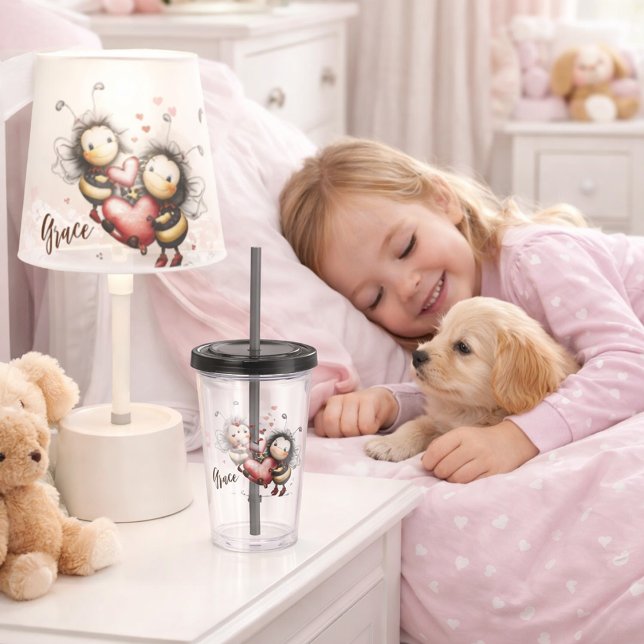 Verre En Acrylique Cute Bee Holding Heart (Créateur téléchargé)