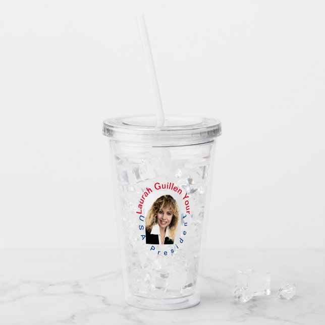 VERRE EN ACRYLIQUE #REALUSAPRESIDENTLAURAHGUILLEN (Devant glace)