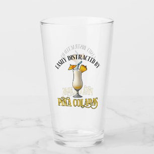 Verre Facilement Distrait Par Les Pina Coladas