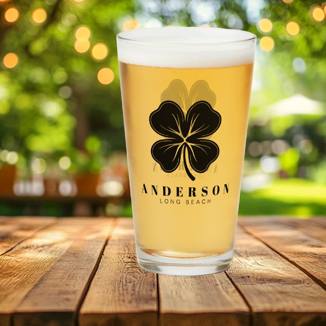 Verre Irlandais Lucky Four Black Leaf Clover avec Nom Pi (Créateur téléchargé)