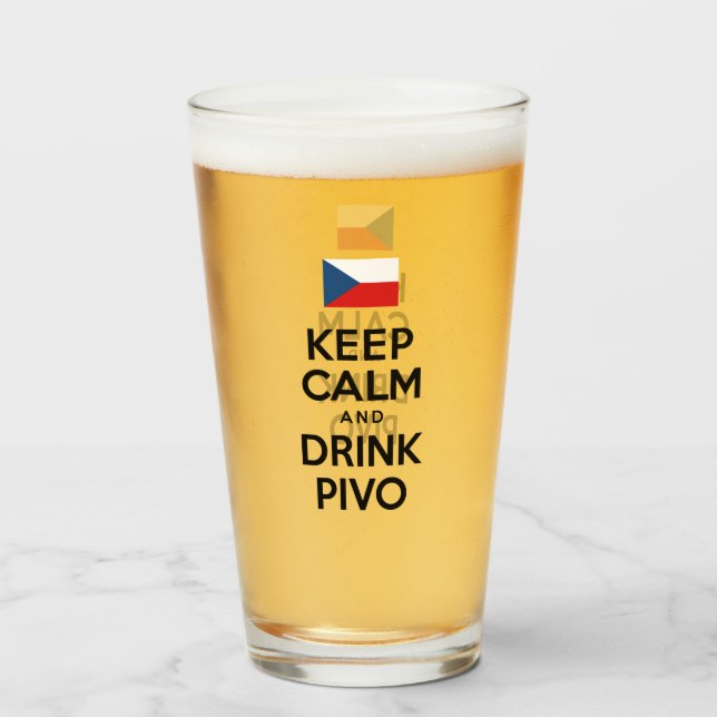 Verre Maintenez bière calme et de boissons de Pivo (Devant (rempli))