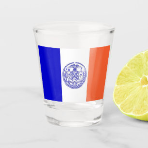 Verre photographié patriotique avec drapeau de New