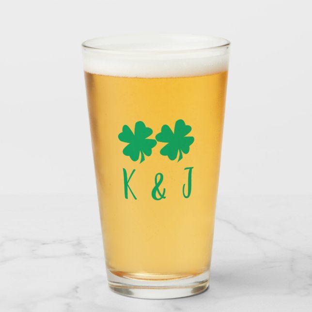 Verre Shamrock irlandais Green Clover Monogram Couple No (Devant (rempli))