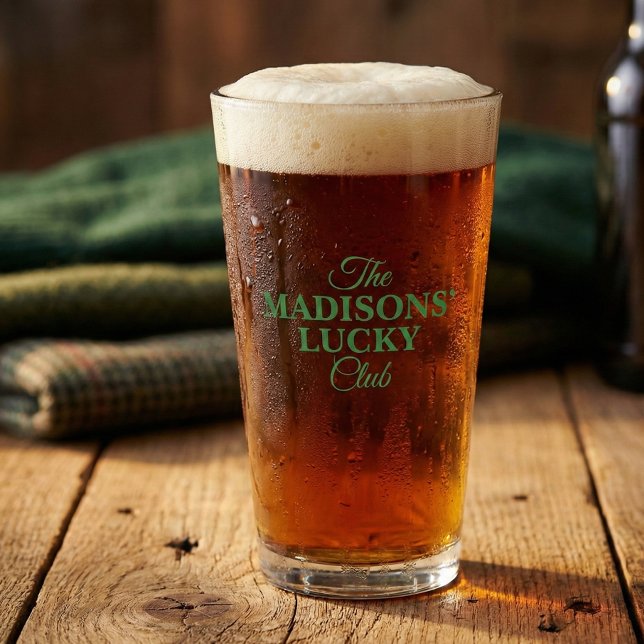 Verre Shenanigan St Patricks Family Name (Créateur téléchargé)