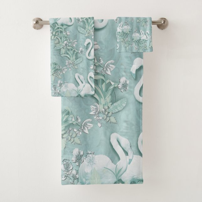 Verres de soie verte Sage & fleurs de flamants (En situation)