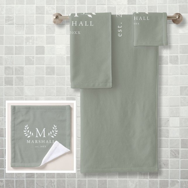 Vert Moderne Élégant Monogramme Floral Nom (Green Modern Elegant Floral Monogram Name Bath Towel Set)