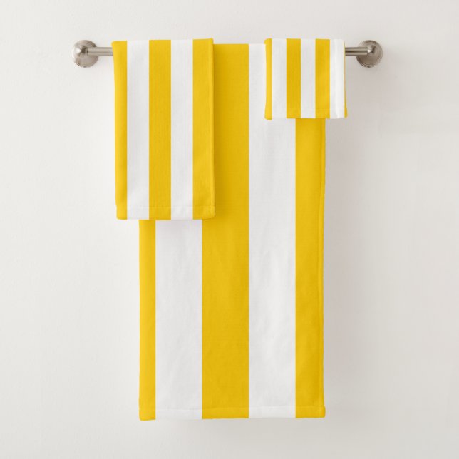 Vertical Stripes Yellow And White Striped Bath Towel Set (Insitu)