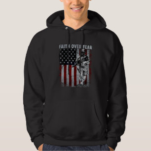 Veste À Capuche La foi au sujet de la peur Soldat du drapeau améri