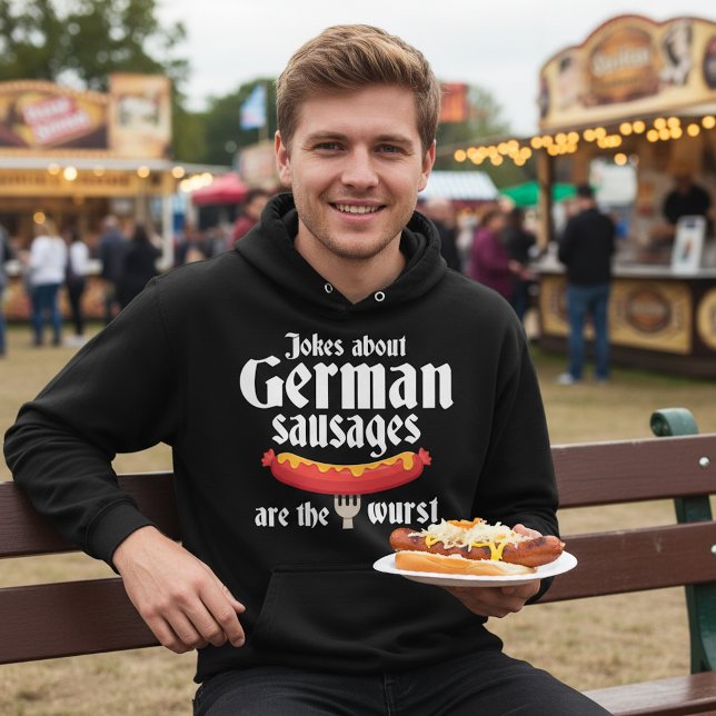 Veste À Capuche Saucisses allemandes (Jokes about German sausages are the wurst black hoodie, man at a food festival in Germany)
