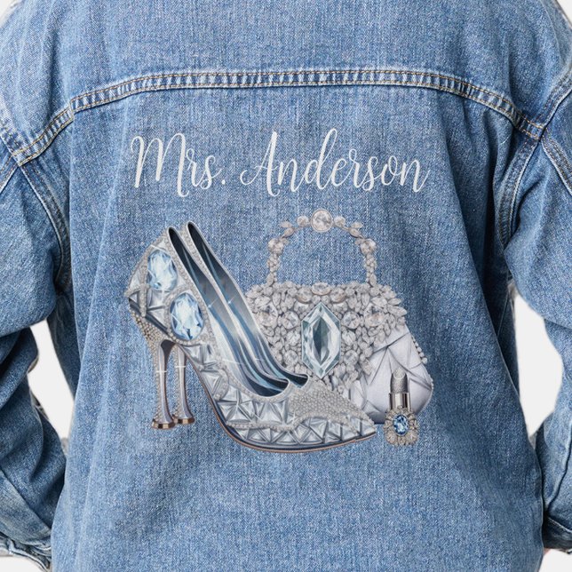 Veste Denim de mariée (Diamond shoes, purse and lipstick case. Personalize with your text in the font style you prefer.)