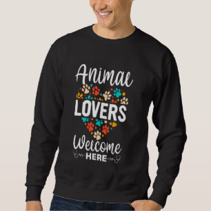 Vet Veterinary Clinic Design for a Vet Receptionis Sweatshirt