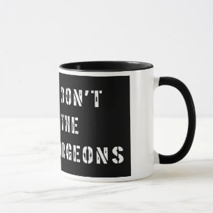 Veuillez ne pas alimenter la tasse de