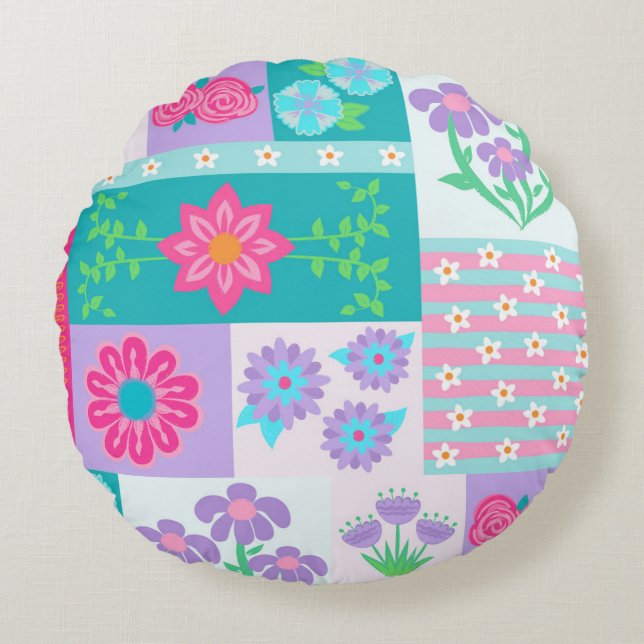 Vibrant Blooming Flowers Design Round Pillow (Front)