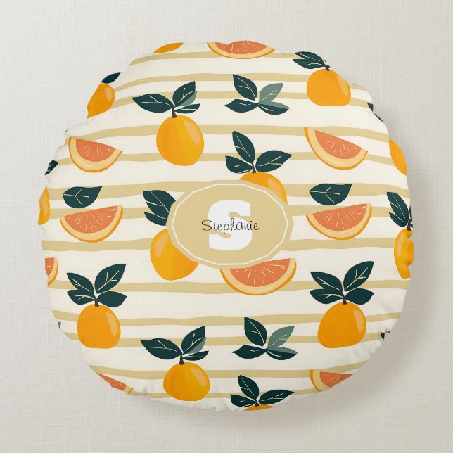Vibrant Citrus Fruit Pattern with Green Leaves (4) Round Pillow (Front)