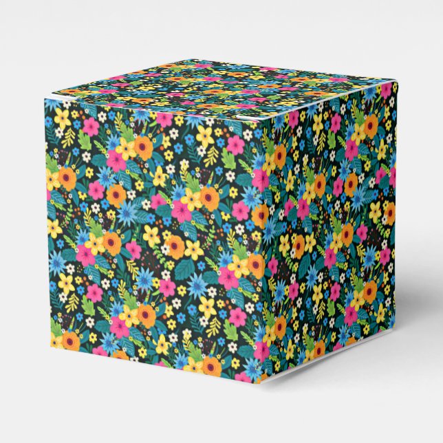 Vibrant Ditsy Flowers Floral Pattern-43785 Favor Box (Front Side)