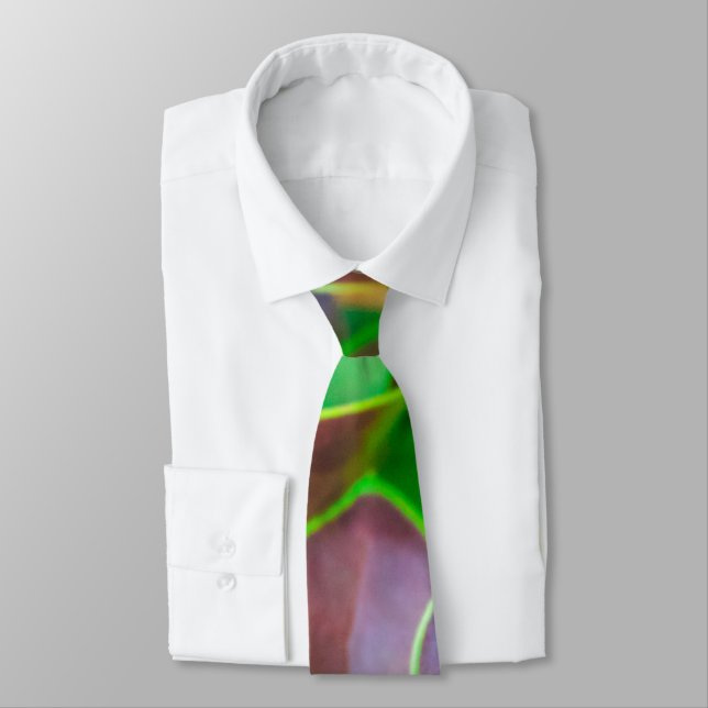Vibrant green and purple leaves tie (Tied)