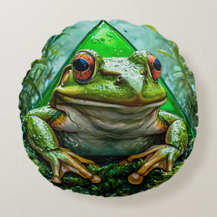 Vibrant Green Frog With Striking Eyes Round Pillow