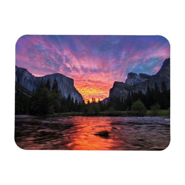 Vibrant Sky | Yosemite Valley Magnet (Horizontal)