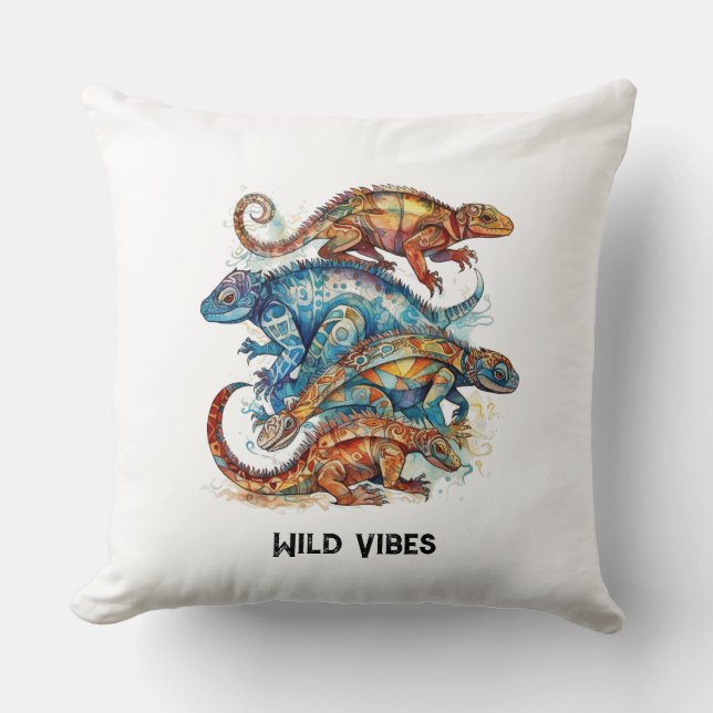  Vibrant Tribal Lizard Totem, custom Throw Pillow (Front)