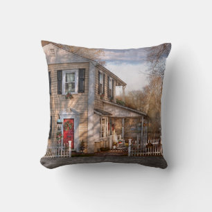 Victorian - Dreaming of skating again Throw Pillow