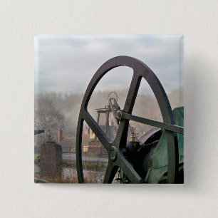 VICTORIAN ENGLAND 2 INCH SQUARE BUTTON